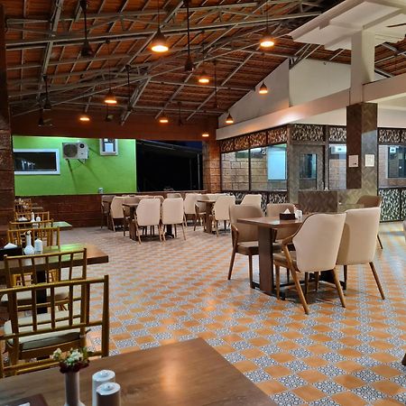 Hillrock Resort & Villas, Neral-Karjat Dış mekan fotoğraf
